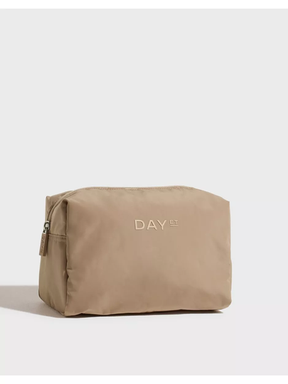 DAY ET Day GW RE-Flash Beauty Natural