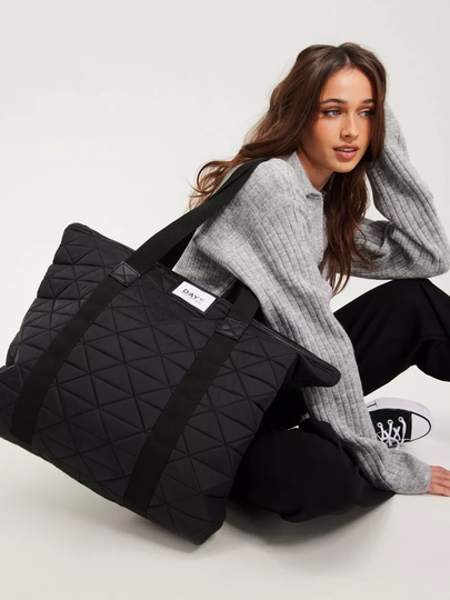 DAY ET - Shopper-laukut - Black - Day Gweneth RE-Q Boxin Bag - Laukut